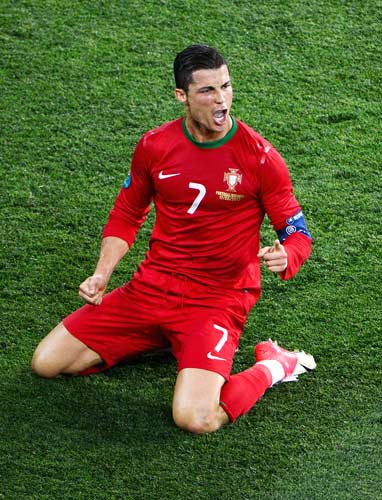 意甲争冠进入胶着阶段（意甲冠军之争进入白热化）