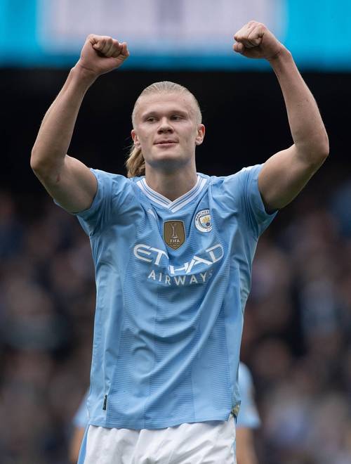 5次超越凯恩，哈兰德是本赛季五大联赛单场进球2+最多的球员（哈兰德本赛季五大联赛单场2+进球最多，5次力压凯恩）