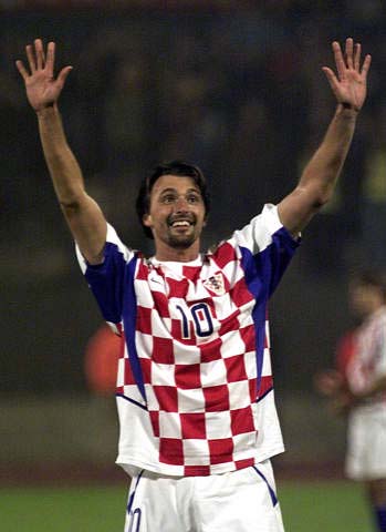 中超球队阵容分析：武汉三镇近期变化,（中超武汉三镇阵容观察：近期变动解析）