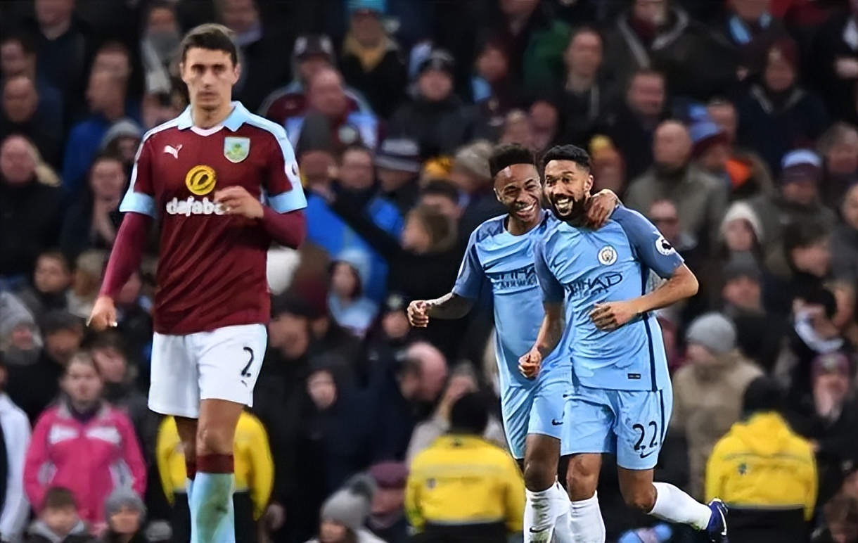 此前6场30+！爱德华兹今日半场仅出手5次贡献6分3失误（连6场30+后，爱德华兹今半场仅5次出手拿6分并有3失误）