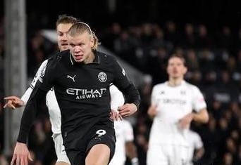 足球运动员转打篮球可能吗？（足球运动员改行打篮球可行吗？）