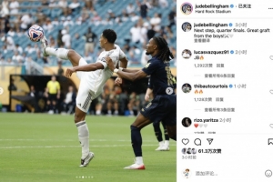 塞维球迷不满球队表现，向球场投掷杂物导致德比战暂停18分钟（塞维利亚球迷不满球队表现向场内掷物，德比战被迫中断18分钟）